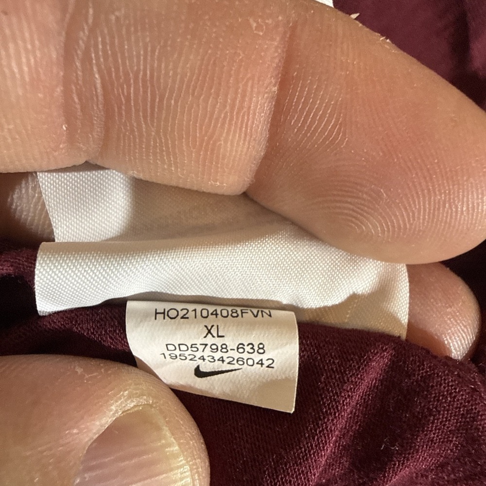 Nike Yoga Dri-Fit Open Back SS Burgundy W/Shimmer Piping Feminine Relaxed Top - Picture 11 of 11
